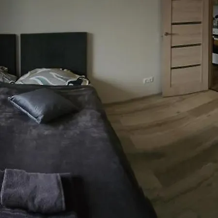 2-room With Kitchen, Easy Parking شقة ريغا