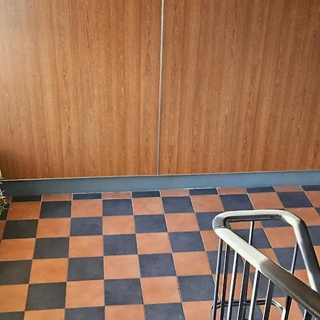 Apartment 2-room With Kitchen, Easy Parking *